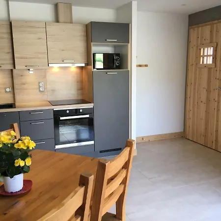 Appartement Bozel 公寓 *